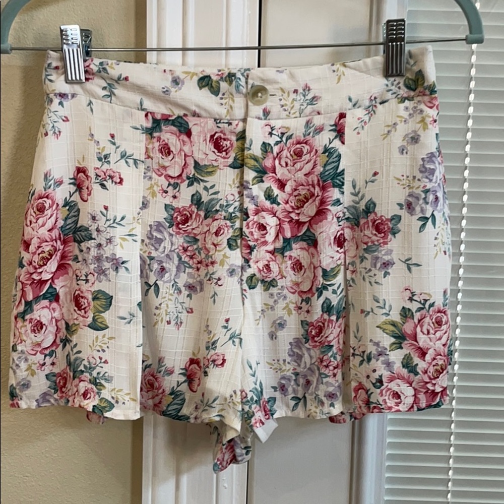 Forever21 floral shorts